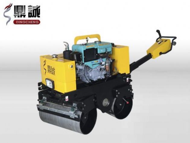 點(diǎn)擊查看詳細(xì)信息<br>標(biāo)題：DC-840-I全液壓手扶雙鋼輪壓路機(jī) 閱讀次數(shù)：14967